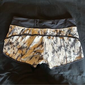 Lululemon Speed Up Lined Short 2.5”